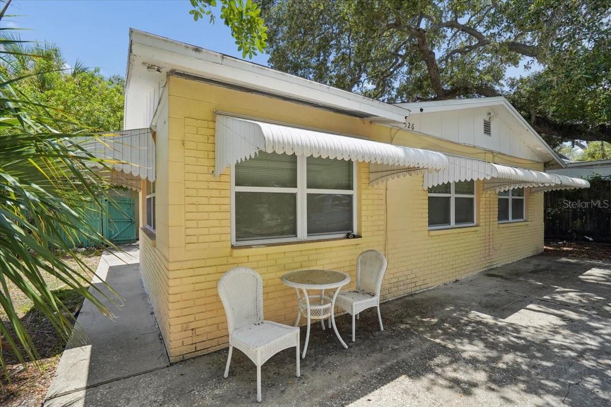 526 12th Ave S, St Petersburg, FL 33701