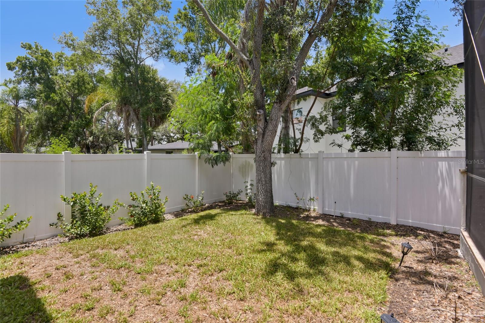 5105 W Neptune Way, Tampa, FL 33609