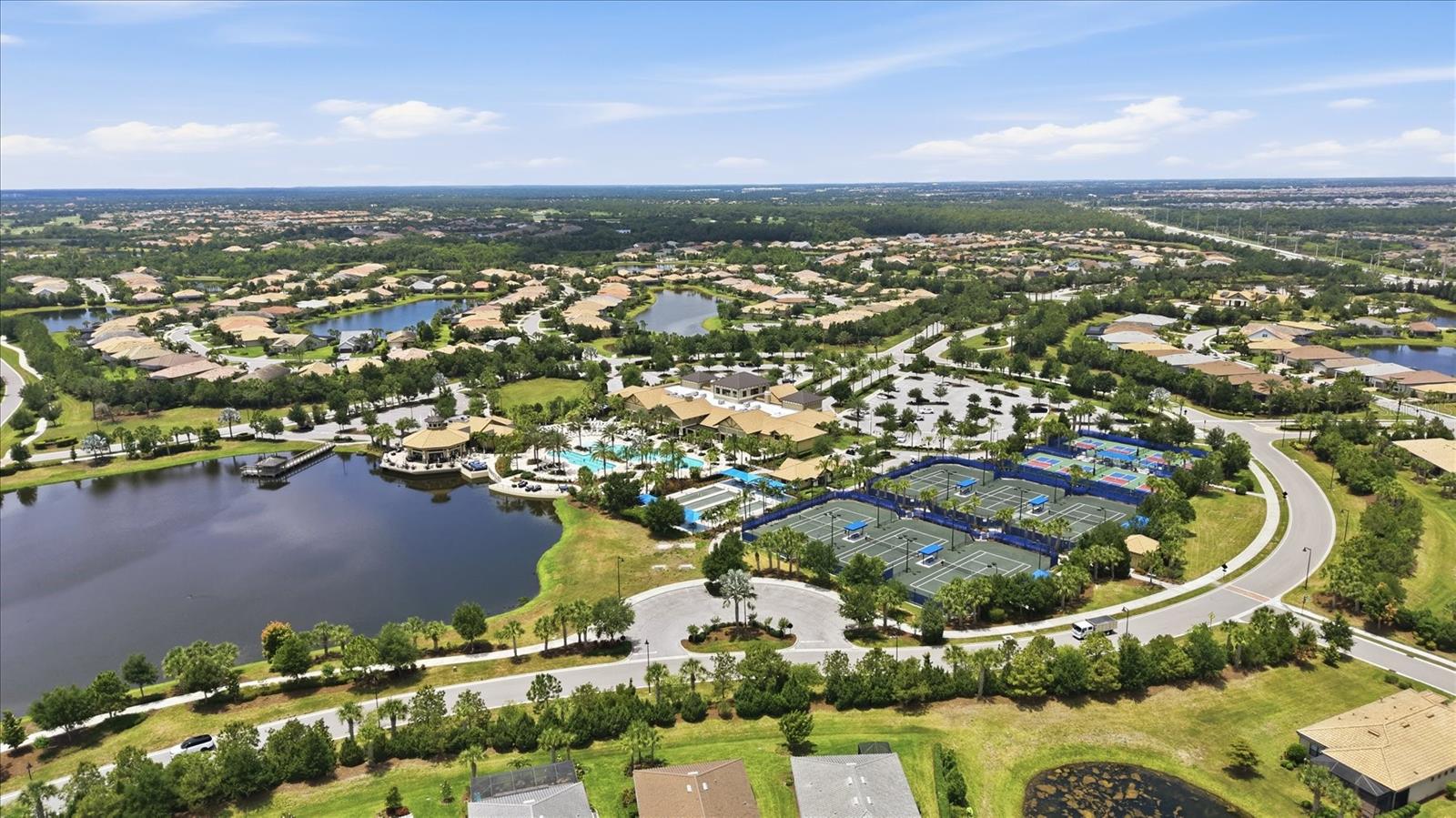 16932 Pelham Pl, Lakewood Ranch, FL 34202