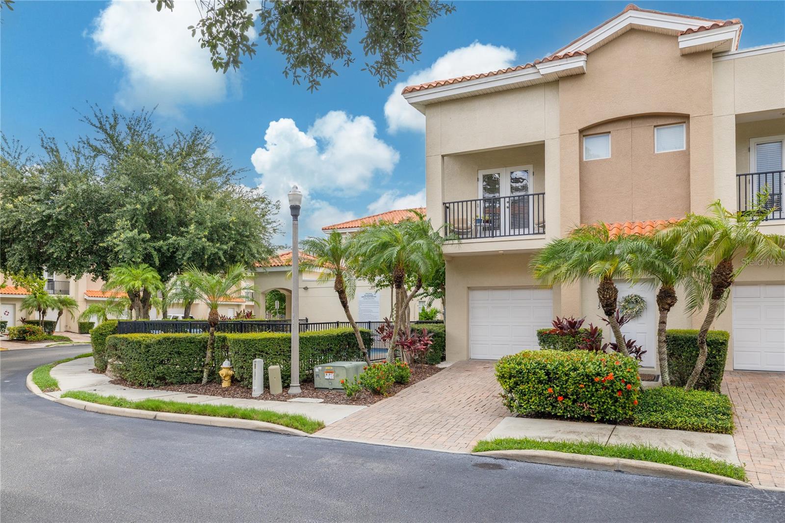 10015 6th St N, St Petersburg, FL 33702
