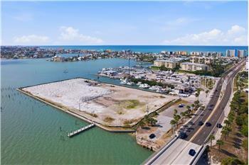 545 150th Ave, Madeira Beach, FL 33708