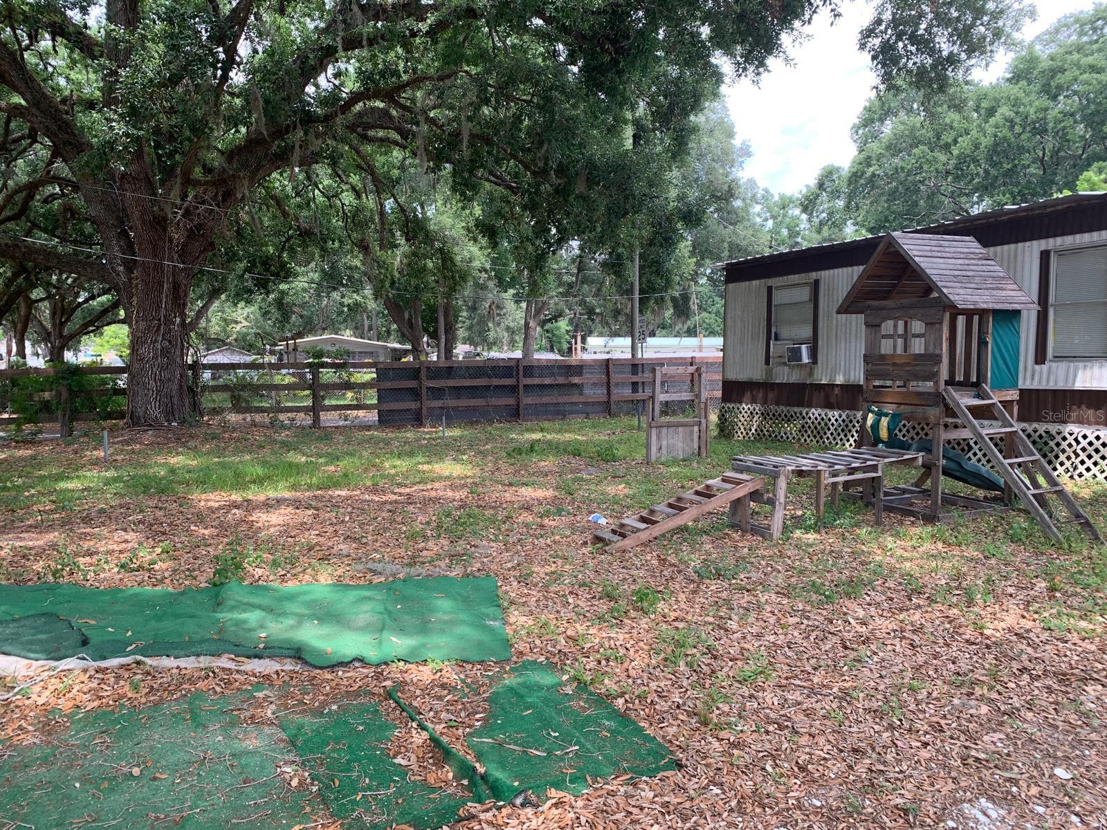 11811 Hazen Ave, Thonotosassa, FL 33592