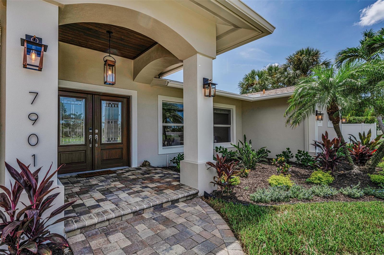 7901 10th Ave S, St Petersburg, FL 33707