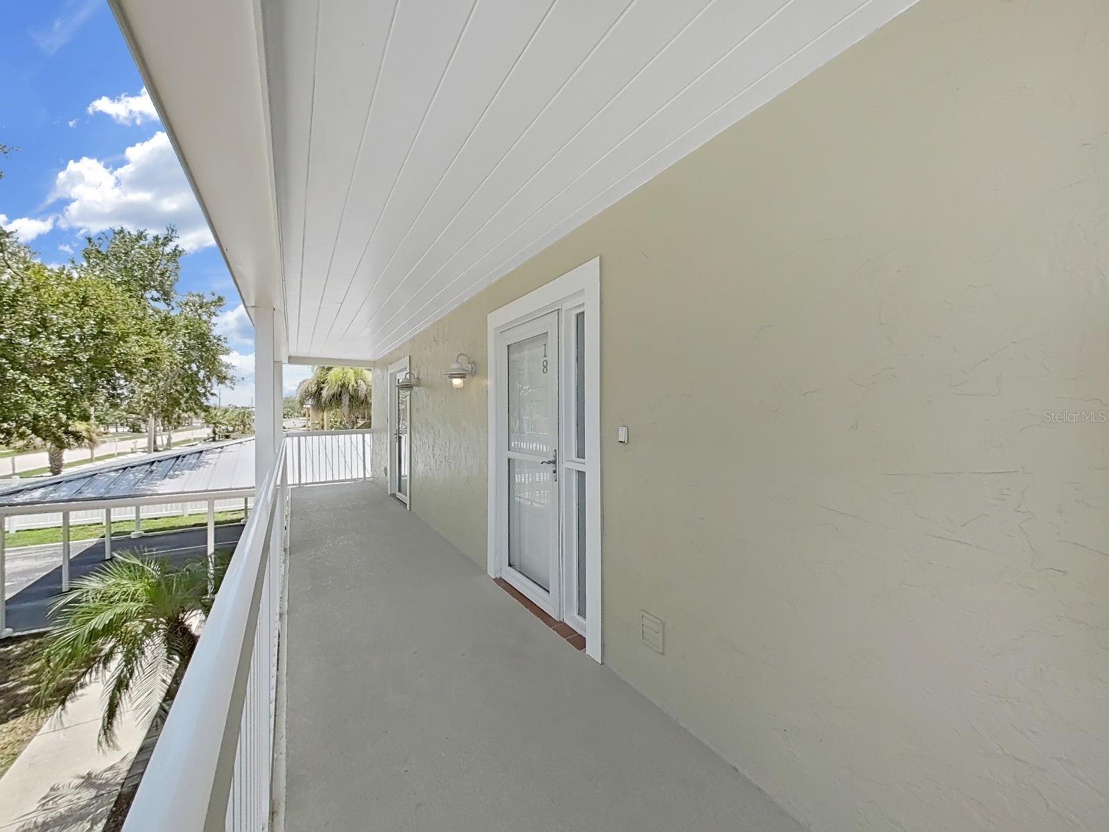 433 S Paula Dr #18, Dunedin, FL 34698