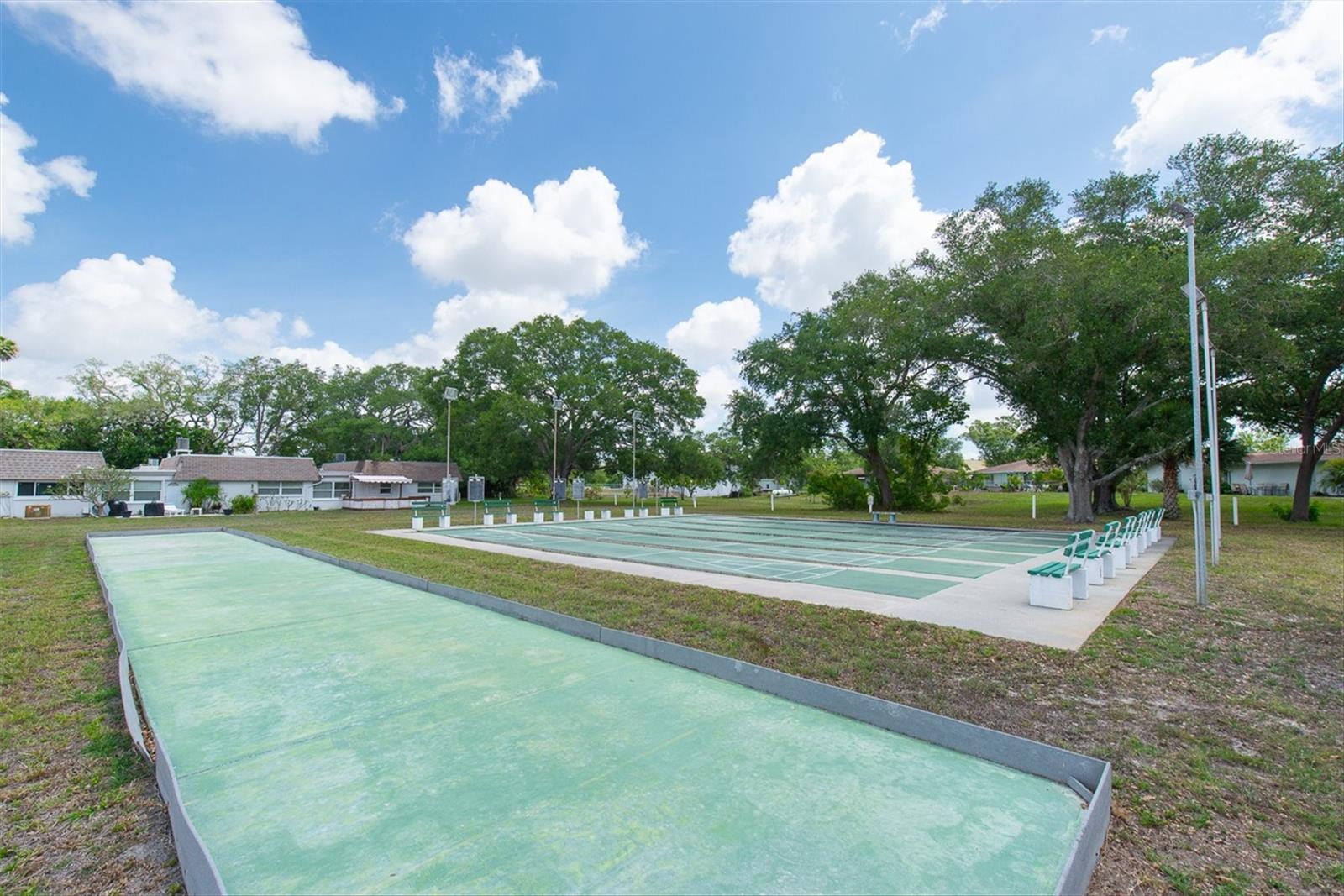 6915 Versailles N, Pinellas Park, FL 33781