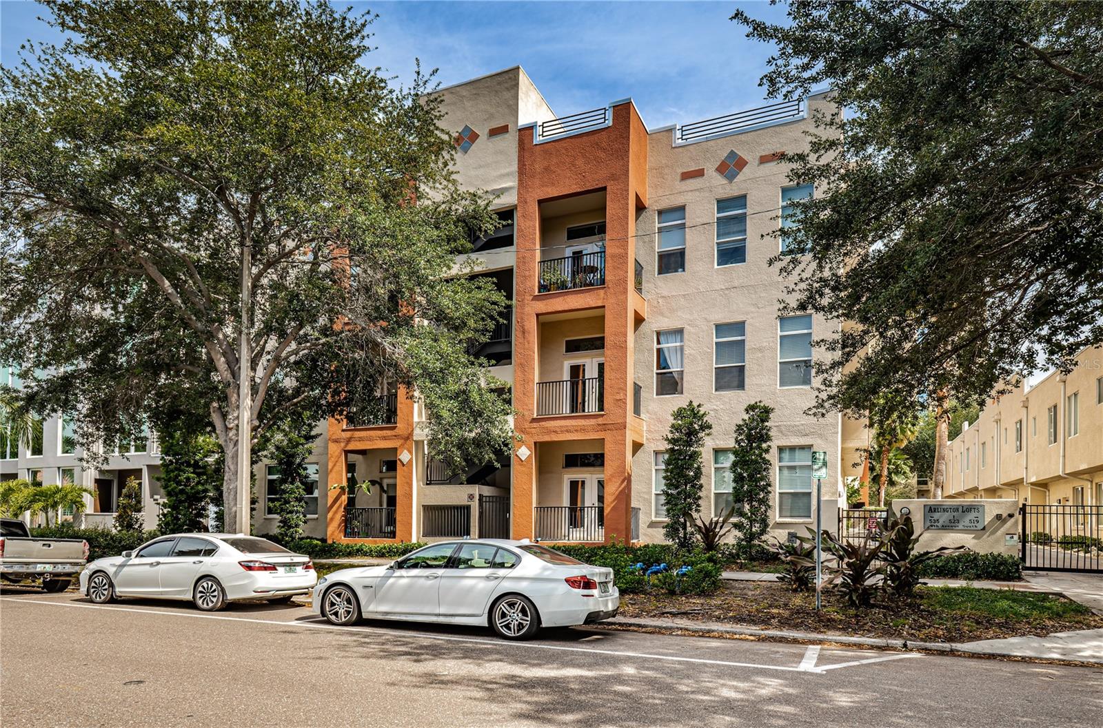 535 4th Ave S #4, St Petersburg, FL 33701