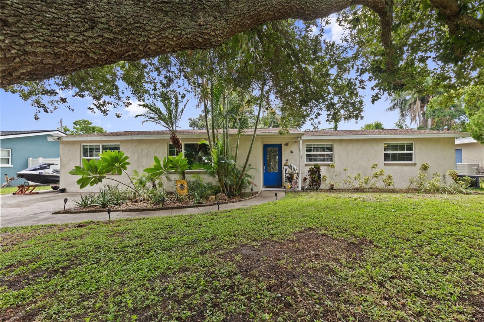 1807 Carlton Dr, Clearwater, FL 33759