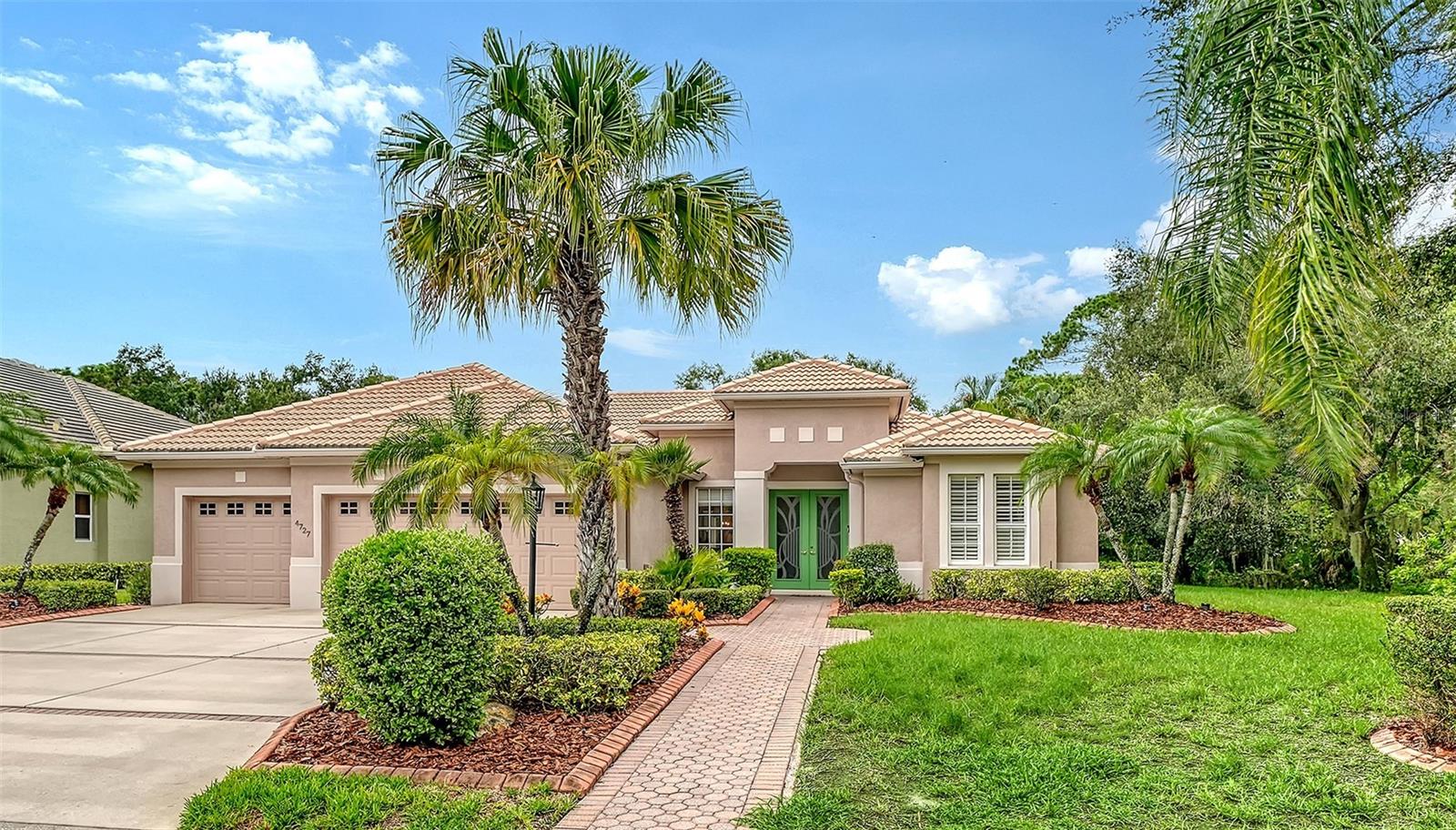 4727 Carrington Cir, Sarasota, FL 34243