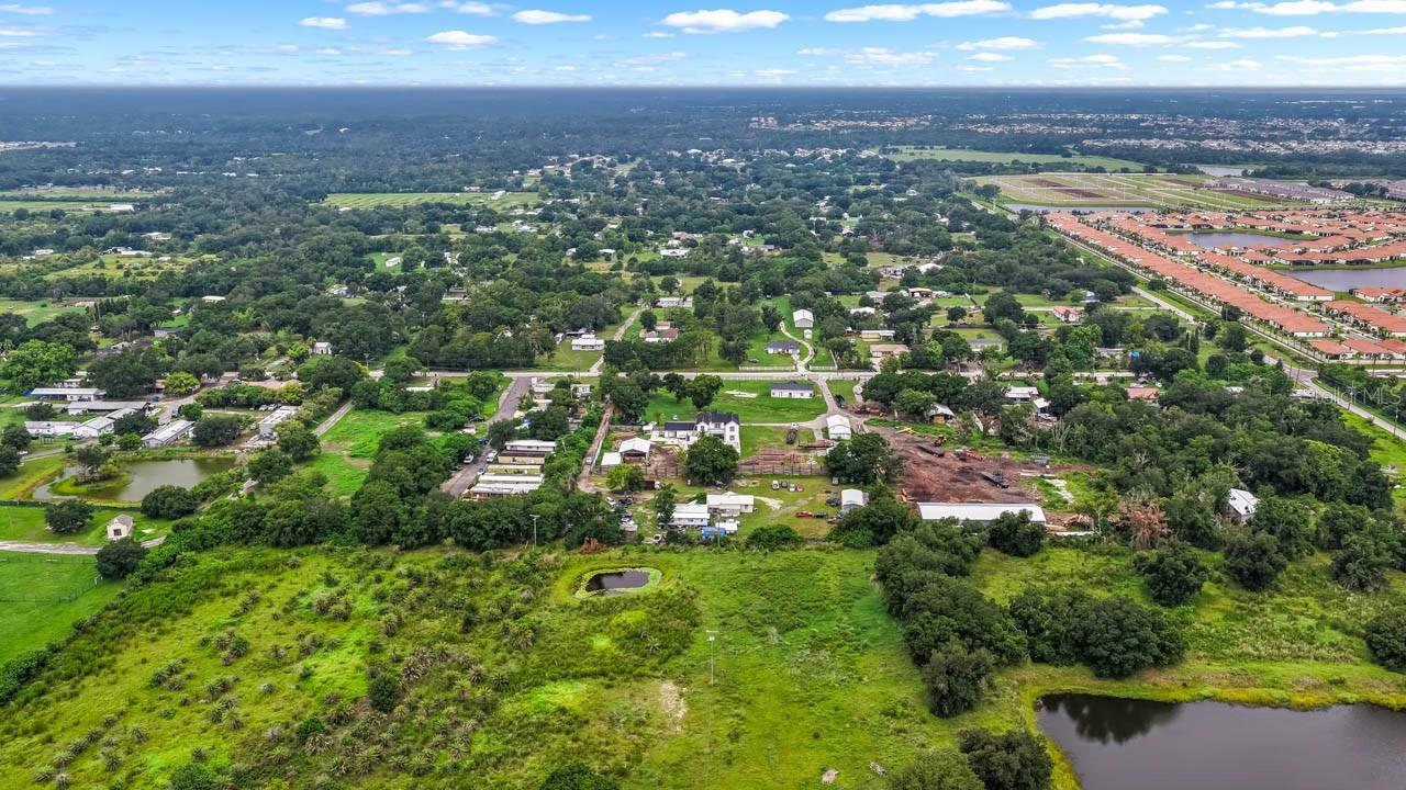 5610 Cajun Rooster Trl, Wimauma, FL 33598
