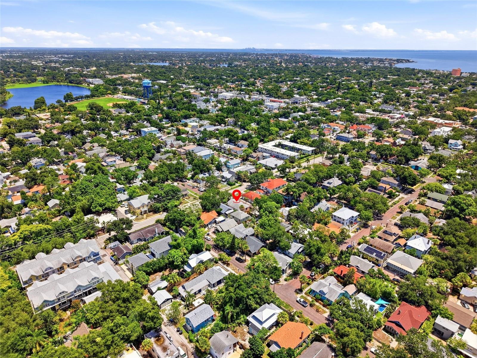 608 9th Ave N, St Petersburg, FL 33701
