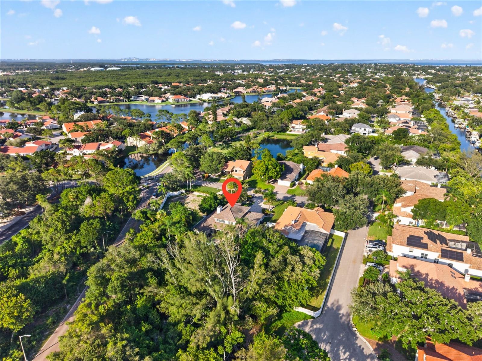 4660 Laurel Oak Ln NE, St Petersburg, FL 33703
