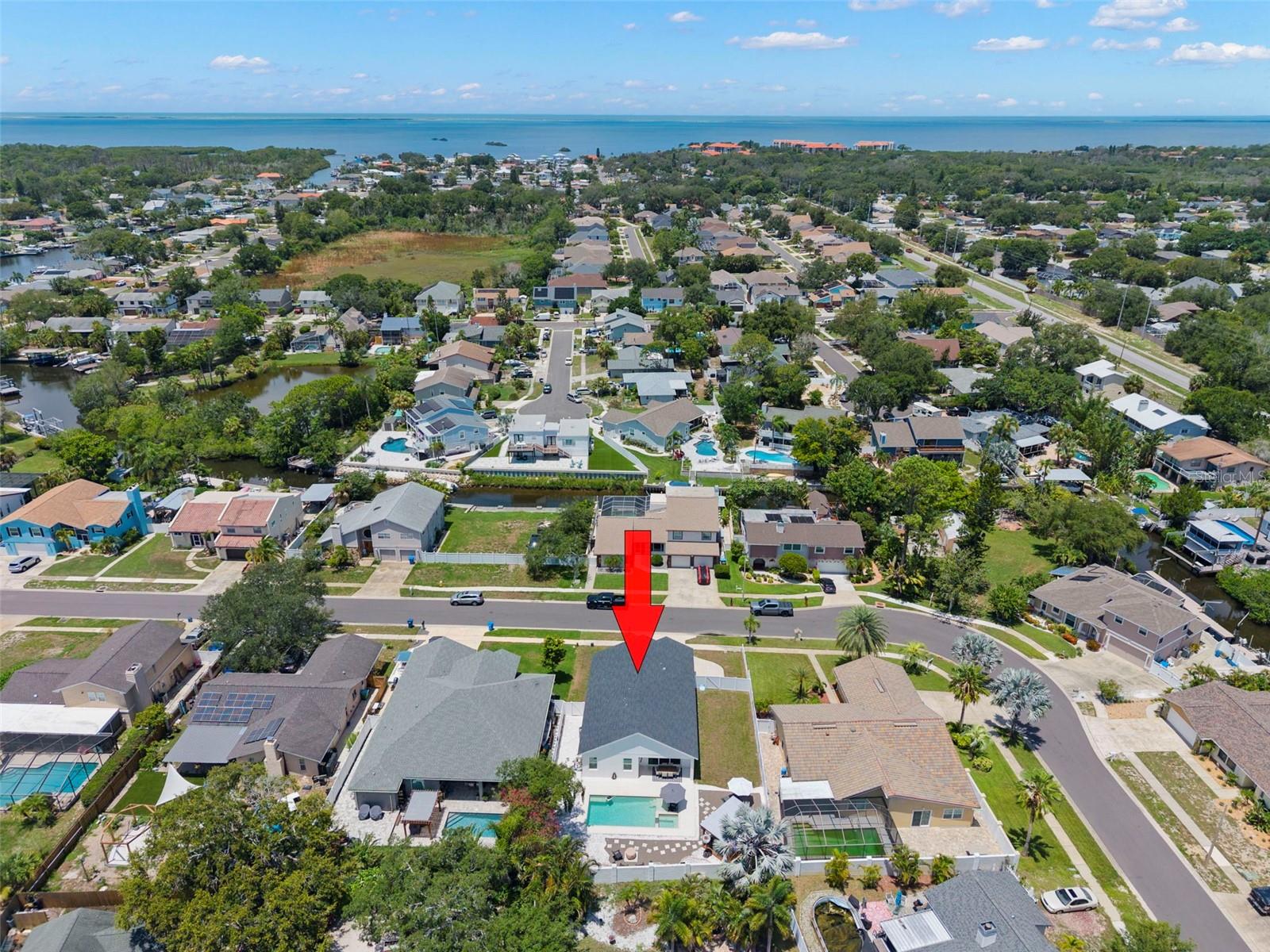 4827 Blue Jay Cir, Palm Harbor, FL 34683