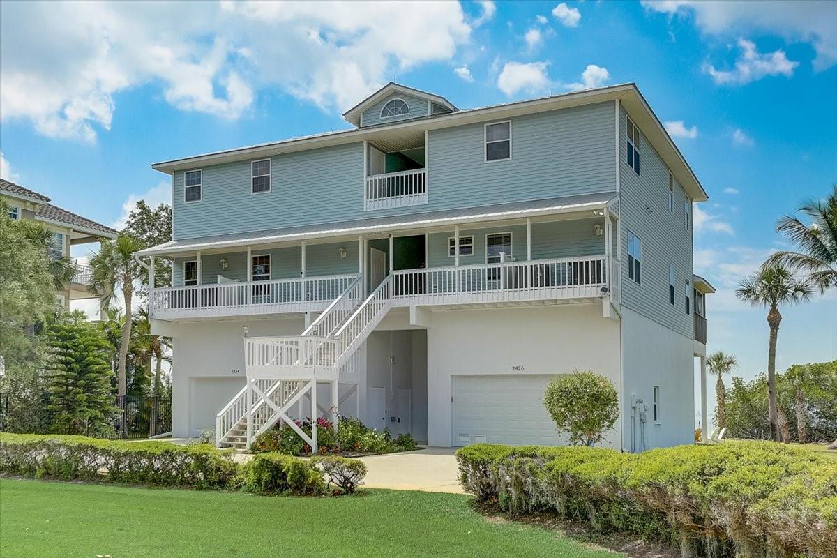 2424 Bay Dr #2424/2426, Bradenton, FL 34207
