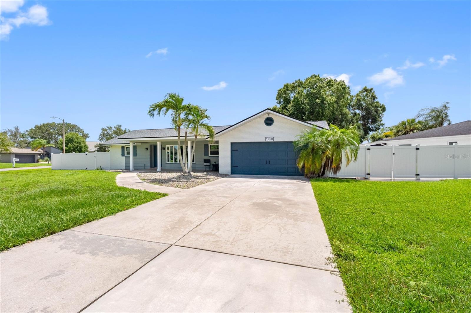 1950 Arvis Cir W, Clearwater, FL 33764