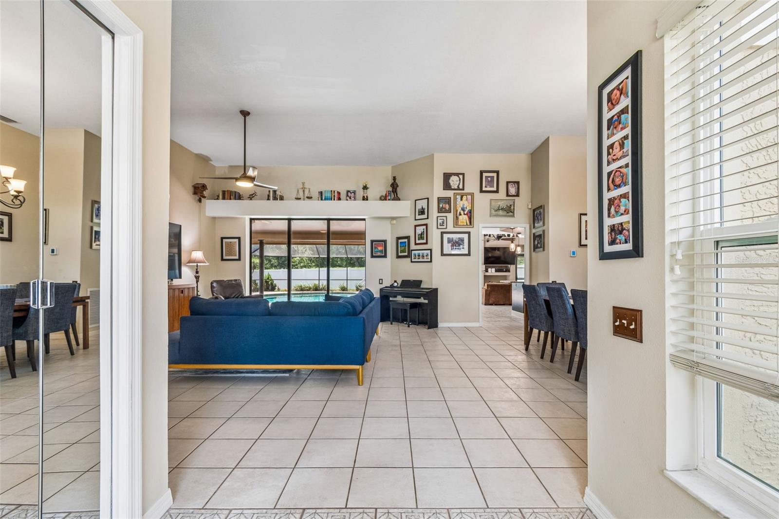 2937 Hillcreek Cir S, Clearwater, FL 33759
