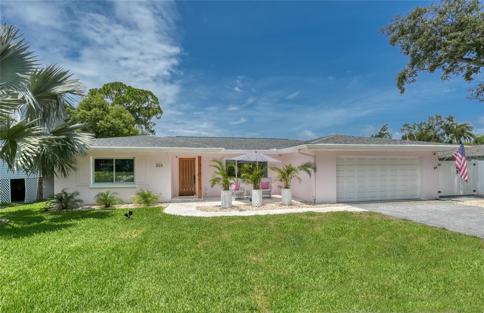 223 Pinecrest Dr, Palm Harbor, FL 34683