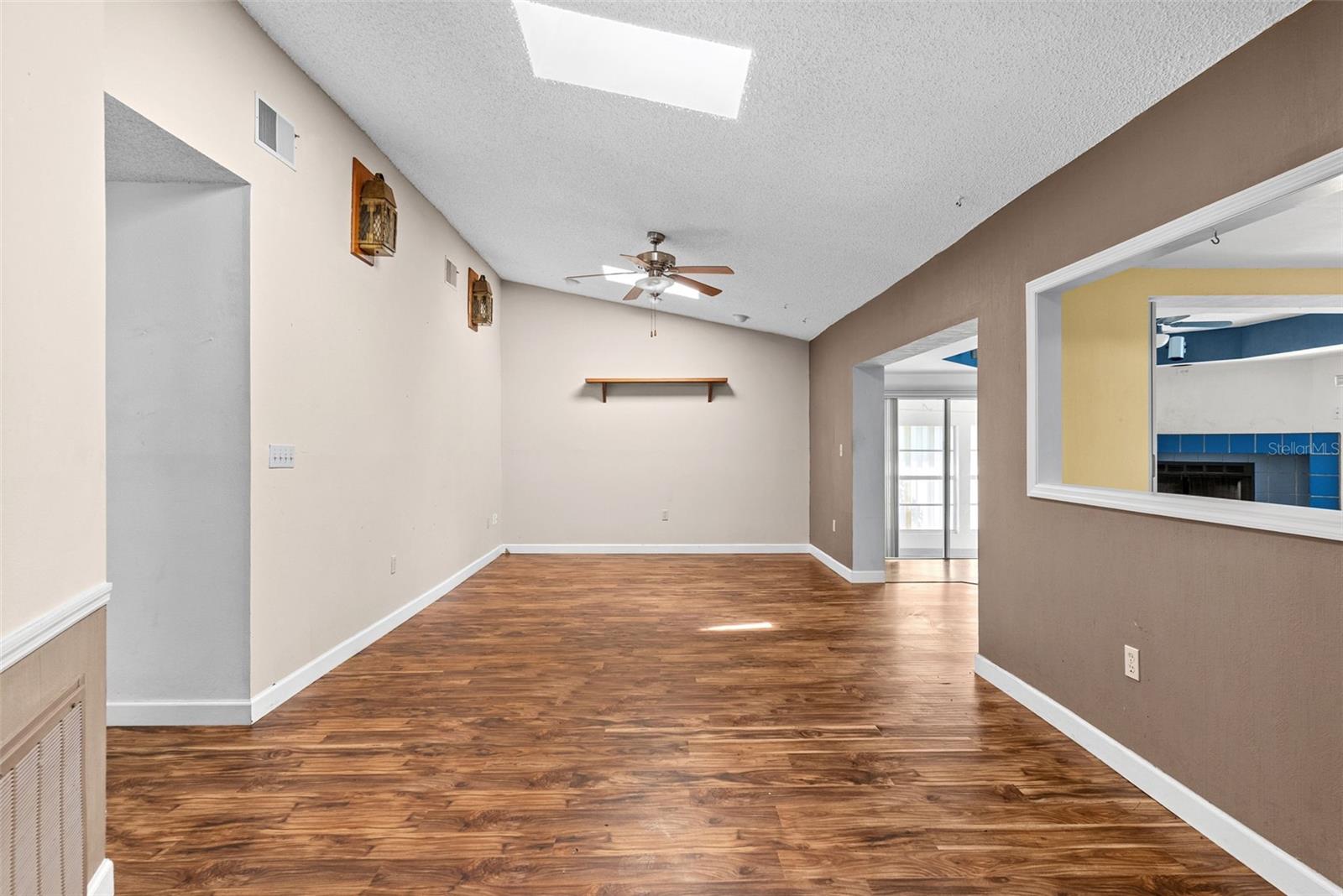 436 Manor Blvd, Palm Harbor, FL 34683