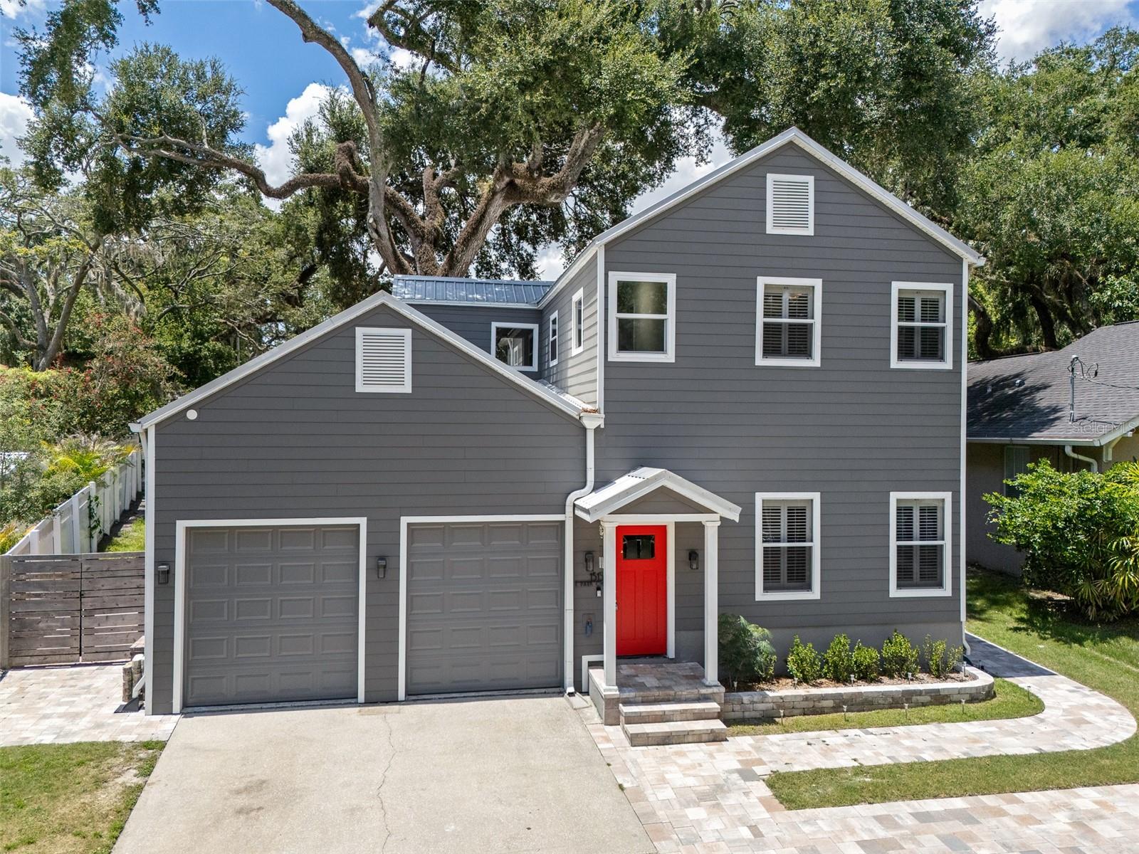 1513 E Park Cir, Tampa, FL 33610