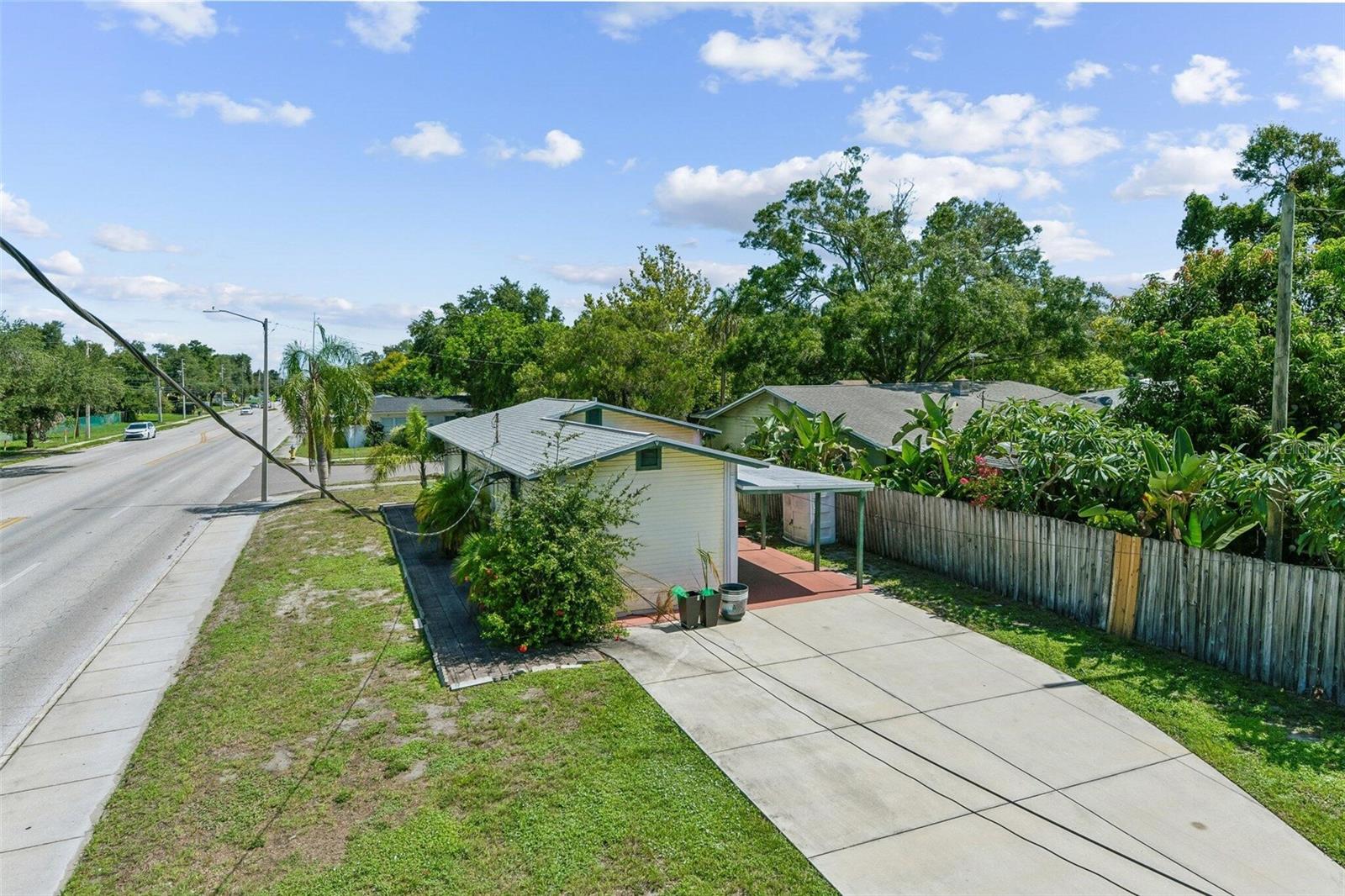 5762 2nd Ave N, St Petersburg, FL 33710