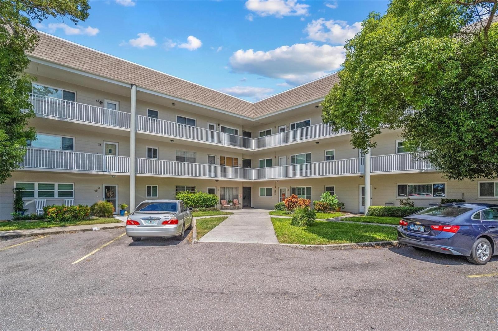 2440 World Parkway Blvd #52, Clearwater, FL 33763
