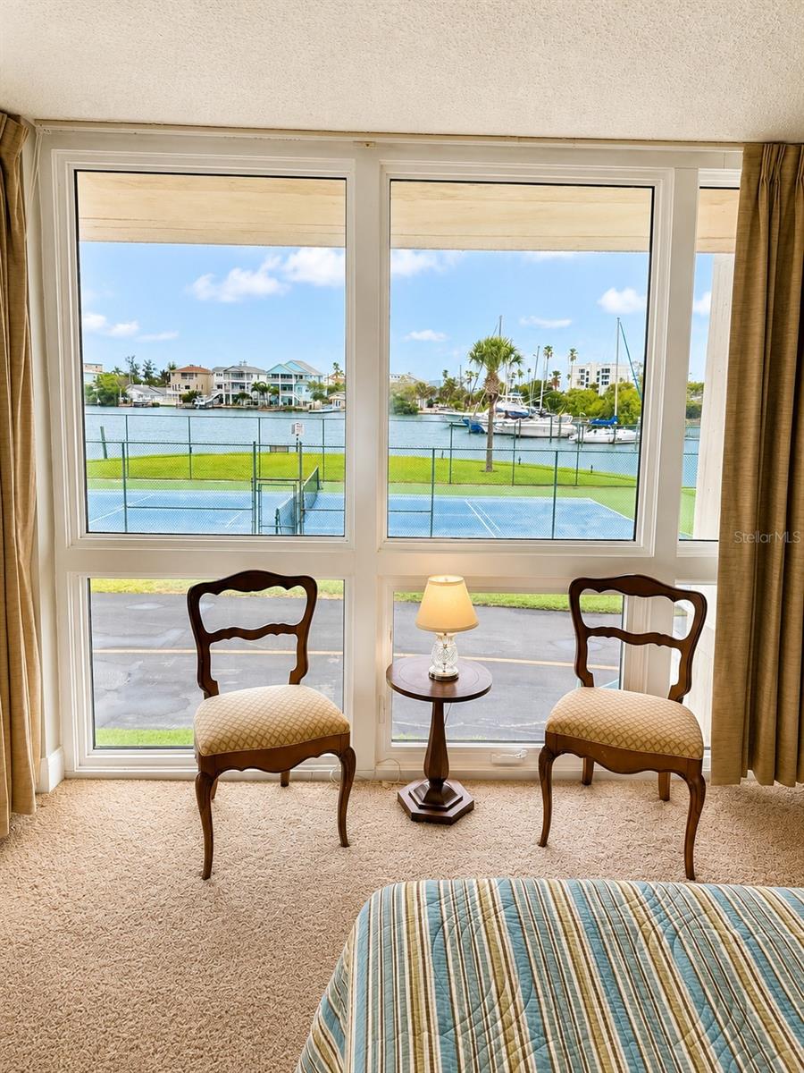 1 Key Capri #102W, Treasure Island, FL 33706