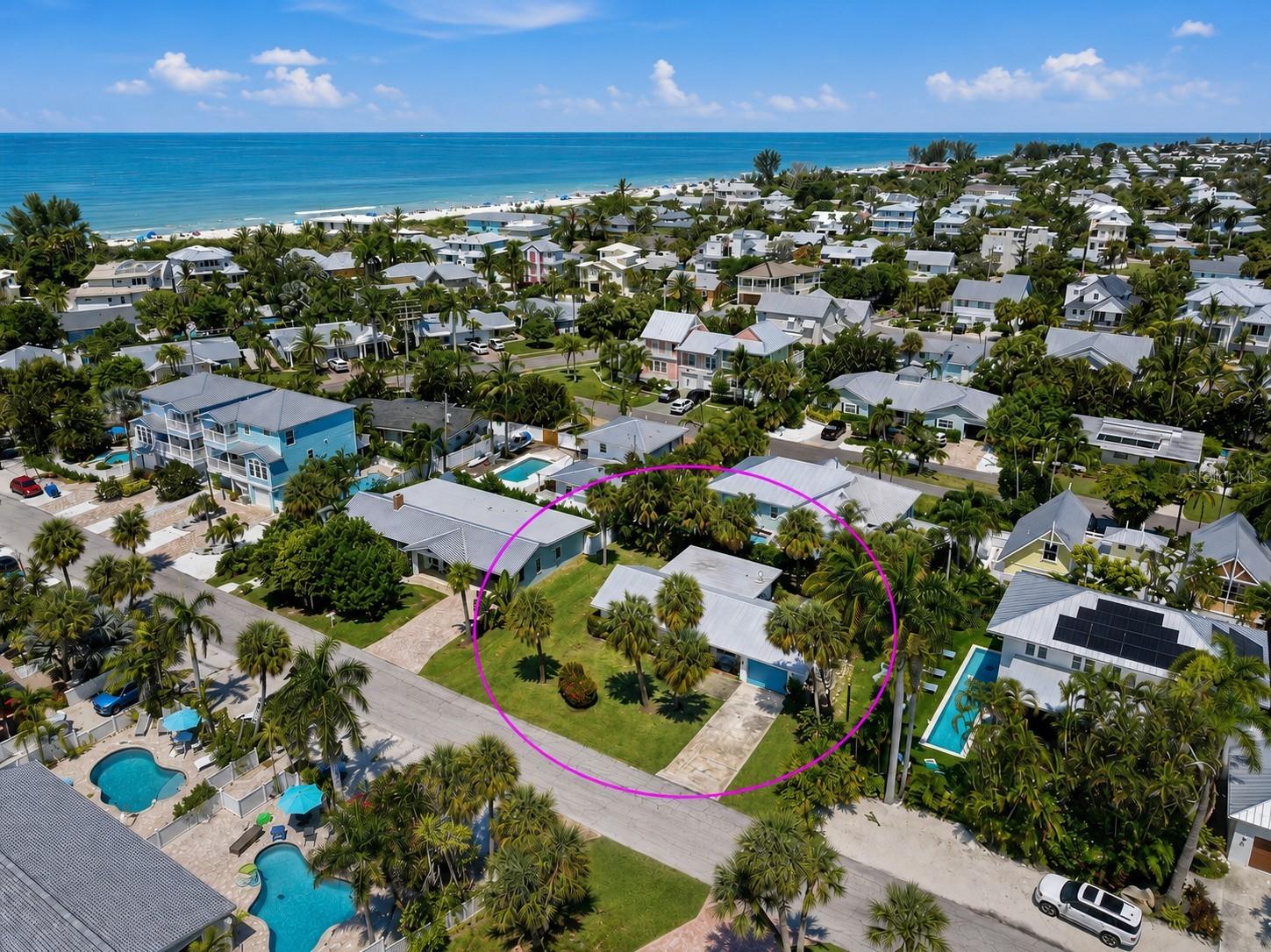 206 75th St, Holmes Beach, FL 34217