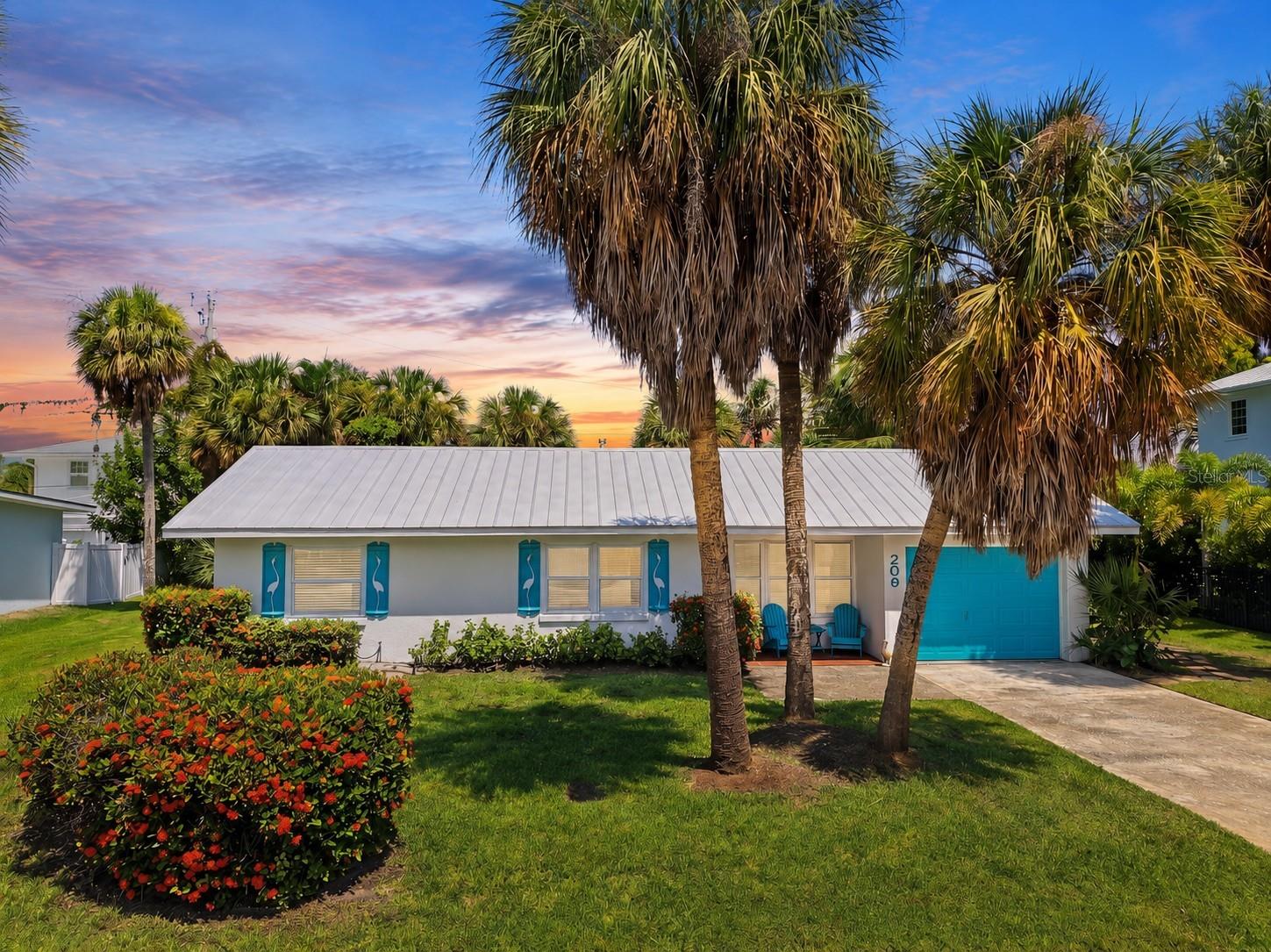 206 75th St, Holmes Beach, FL 34217