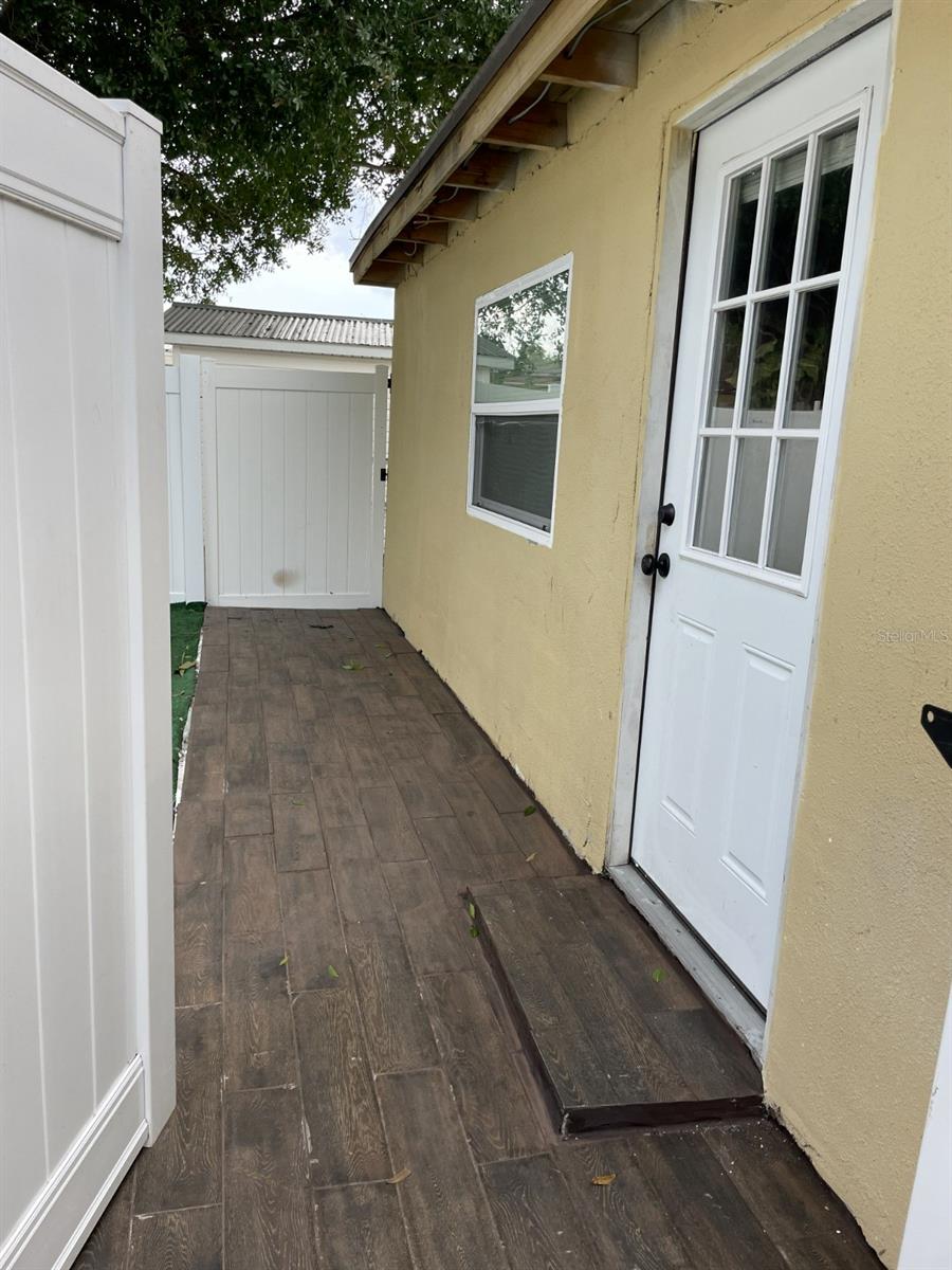 9014 Wheathill Way, Tampa, FL 33615