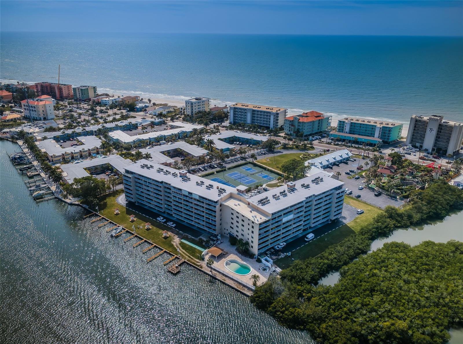 19451 Gulf Blvd #301, Indian Shores, FL 33785