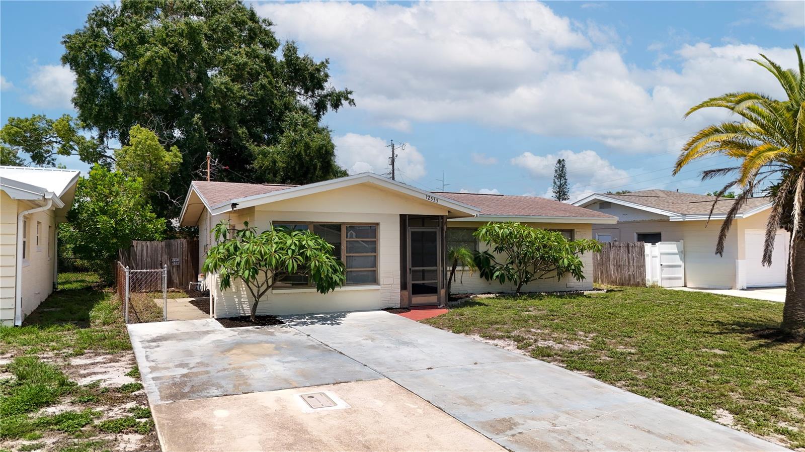 12535 79th Ave, Seminole, FL 33776