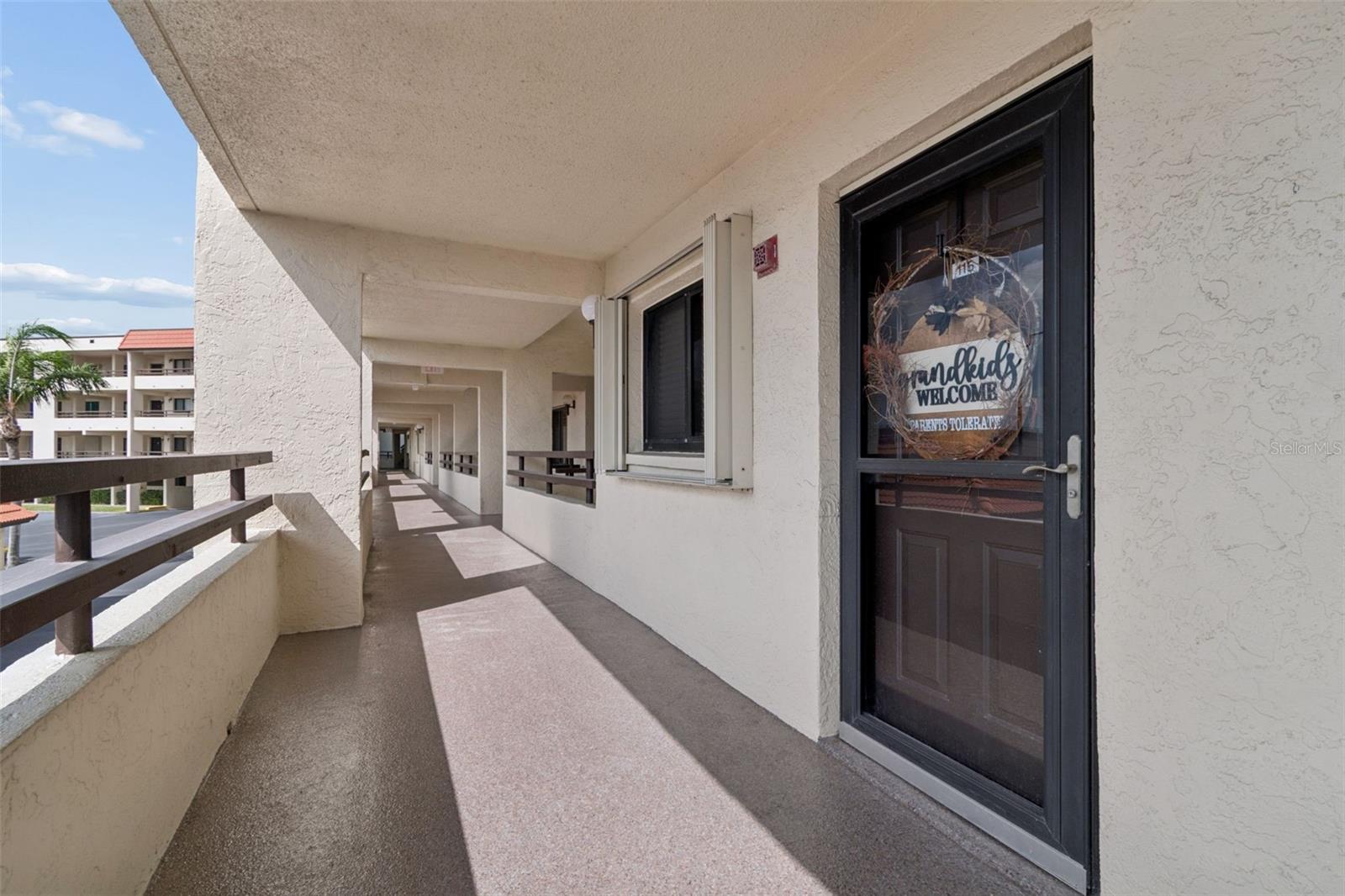 103 1st St E #115, St Petersburg, FL 33715