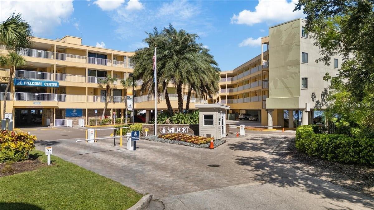 2506 N Rocky Point Dr #414, Tampa, FL 33607