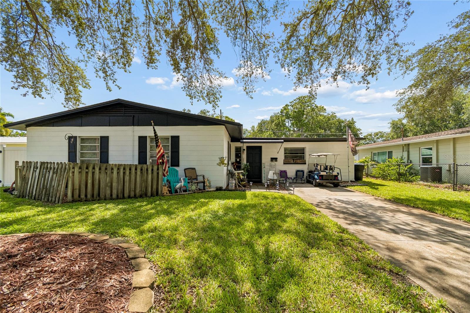 7846 12th St N, St Petersburg, FL 33702