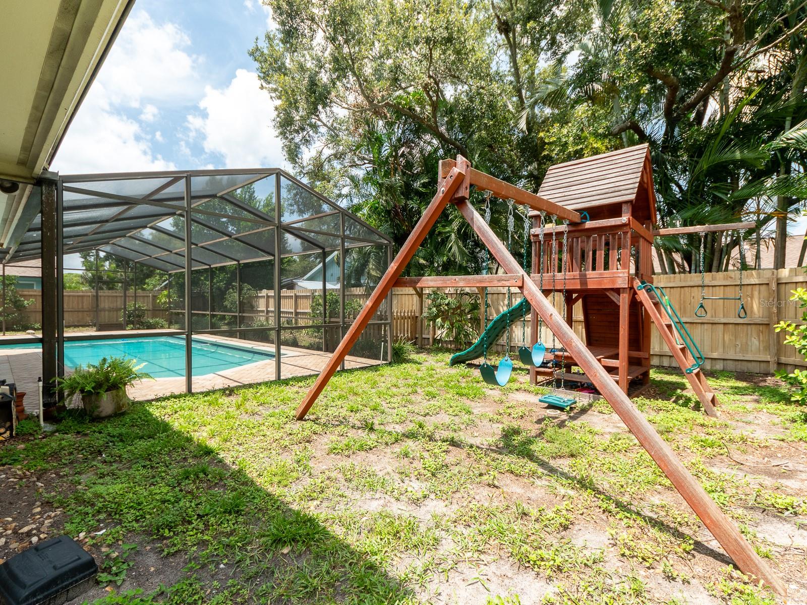 1612 Midnight Pass Way, Clearwater, FL 33765