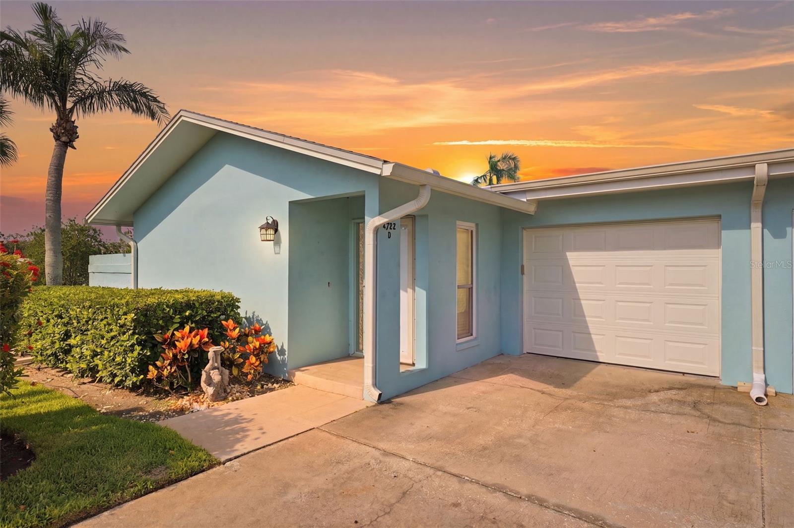 2722 Sherbrooke Ln #D, Palm Harbor, FL 34684