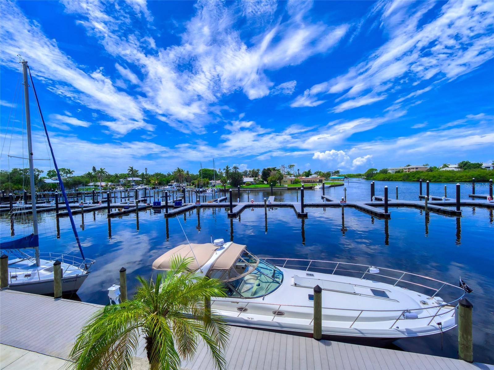 7150 N Tamiami Trl #N409, Sarasota, FL 34243