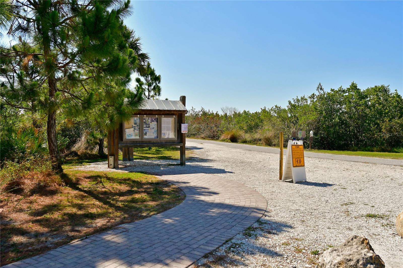 5812 2nd Ave Dr Nw, Bradenton, FL 34209