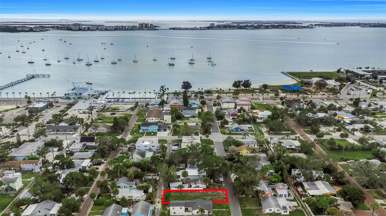 3020 Clinton St S, Gulfport, FL 33707