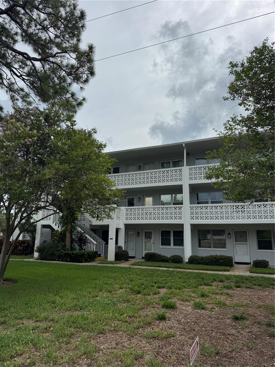 7801 11th St N #302, St Petersburg, FL 33702