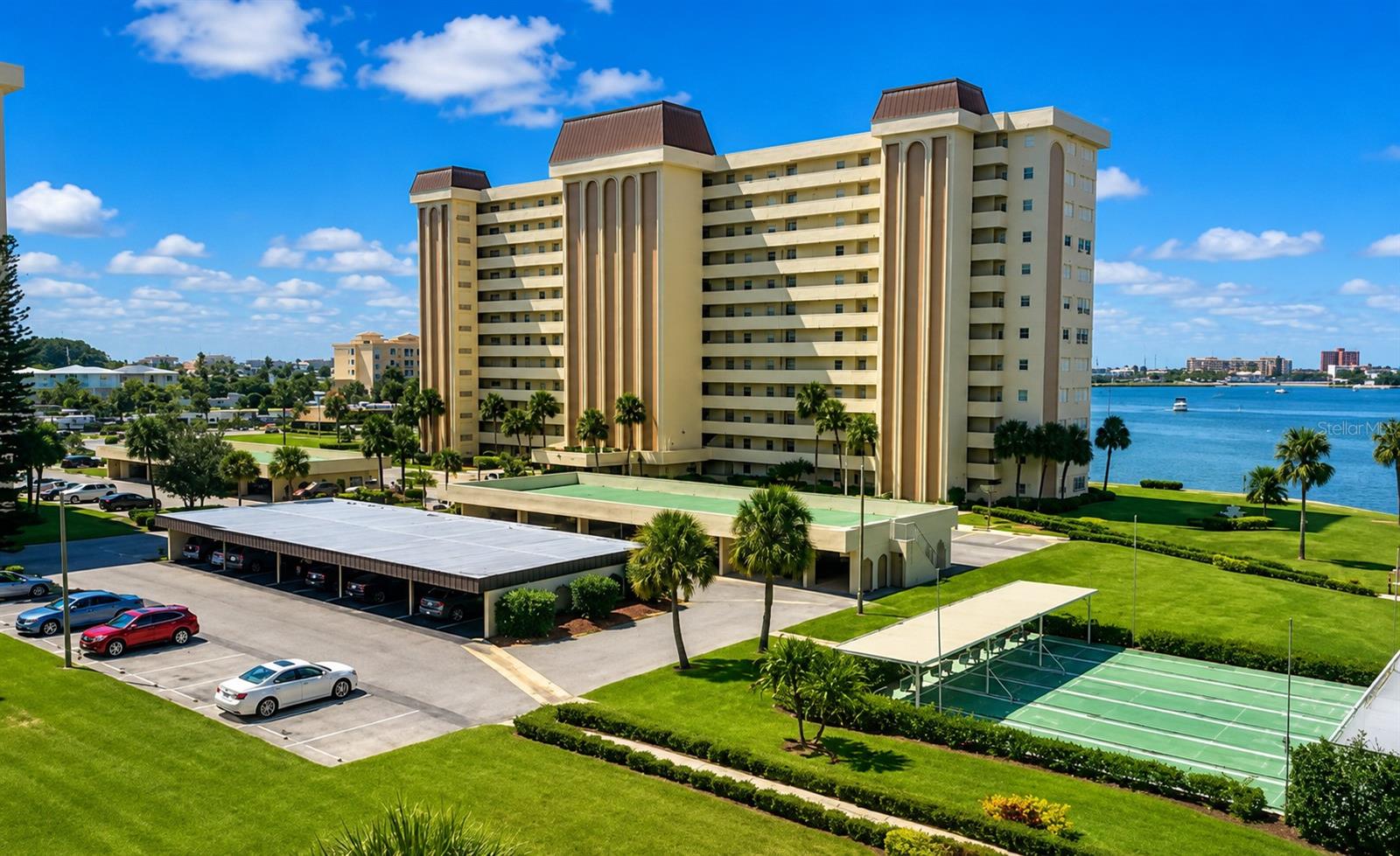 4575 Cove Cir #506, St Petersburg, FL 33708