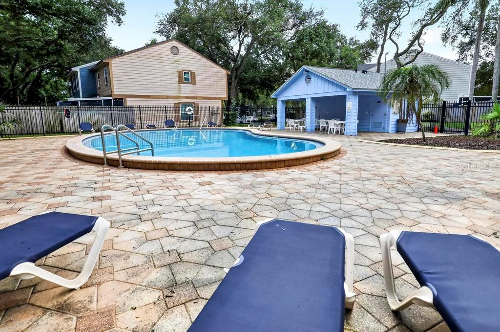 852 Franklin Cir, Palm Harbor, FL 34683