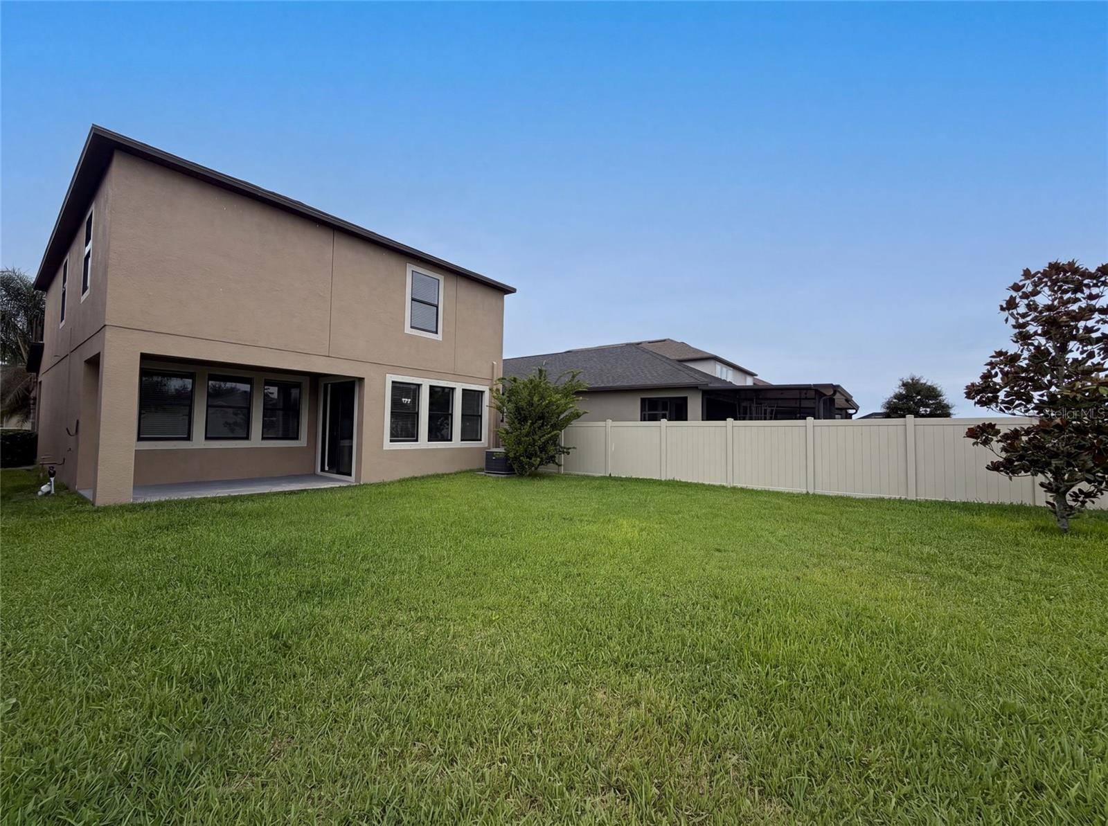 9709 Ivory Dr, Ruskin, FL 33573