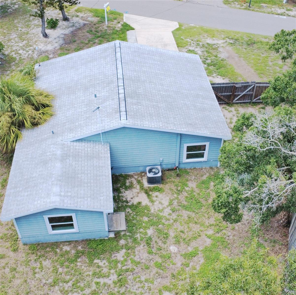 623 Dexter Dr, Dunedin, FL 34698