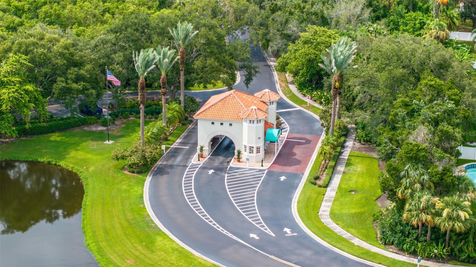 4737 Dolphin Cay Ln S #401, St Petersburg, FL 33711