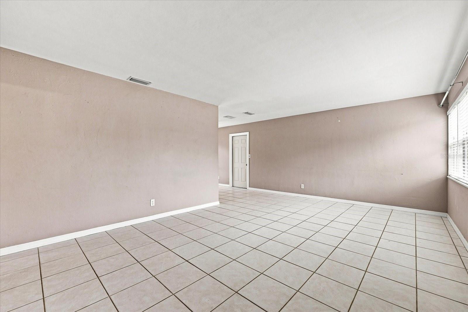 8380 52nd Ln N, Pinellas Park, FL 33781