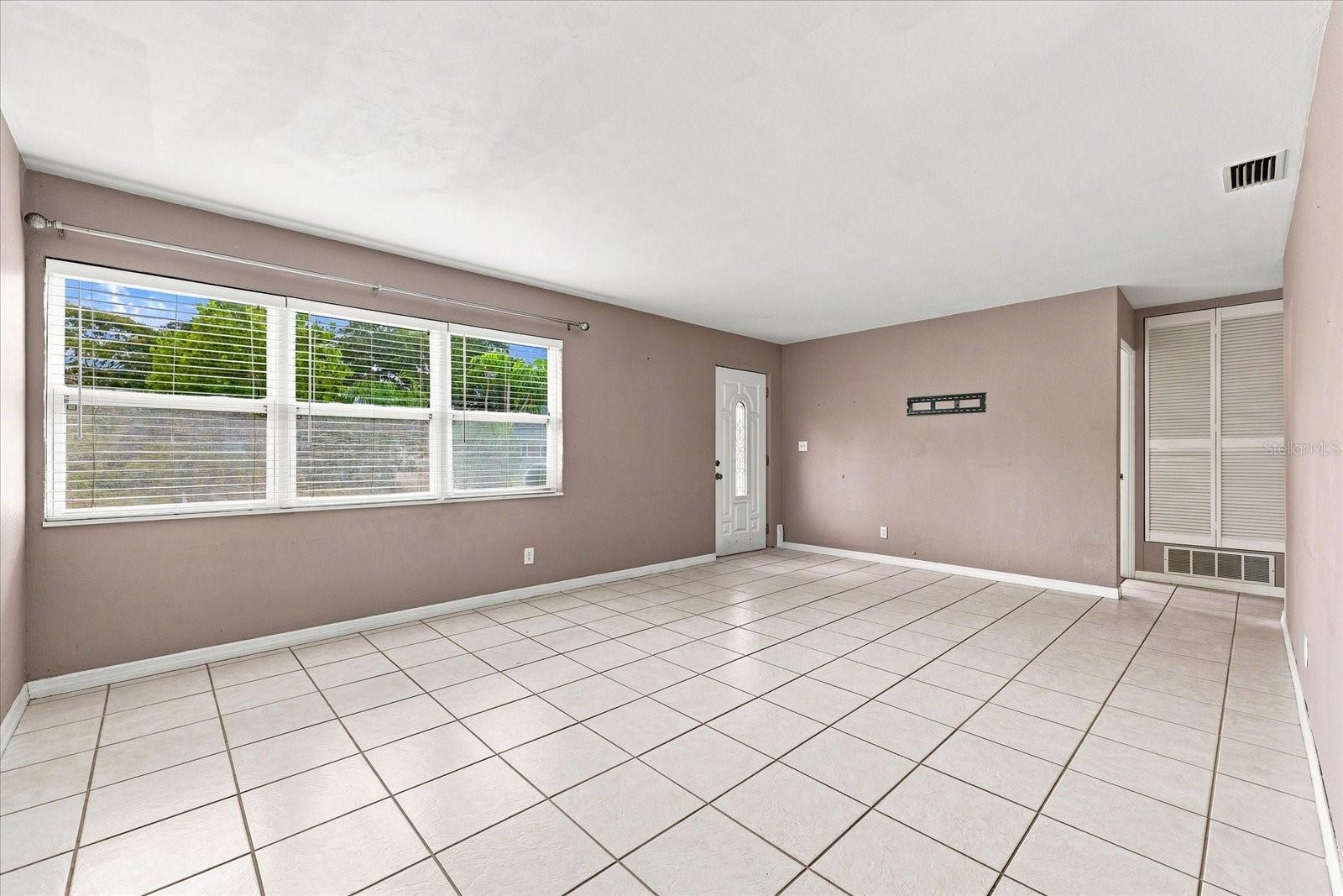 8380 52nd Ln N, Pinellas Park, FL 33781