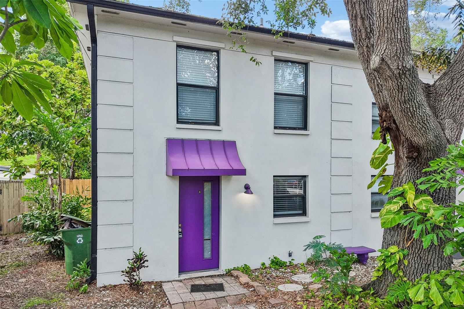 2417 W Stroud Ave, Tampa, FL 33629