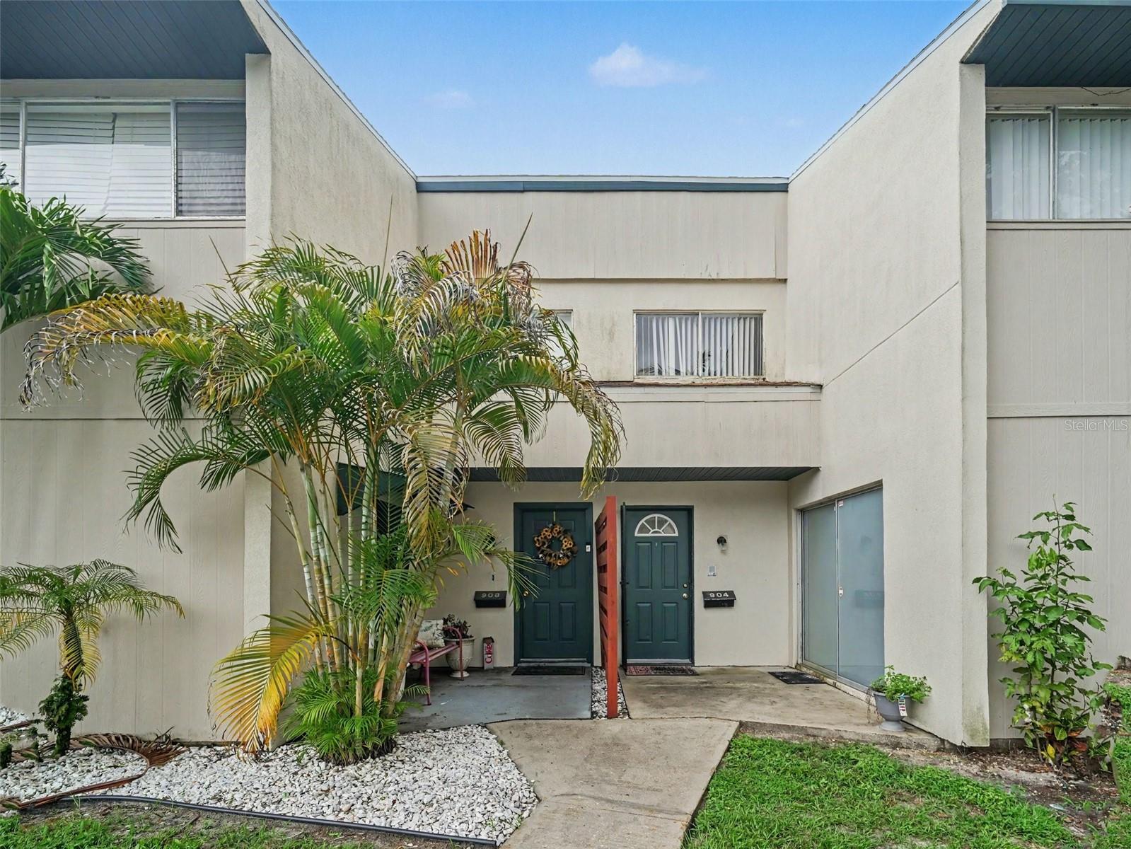 908 Byron Ln #6, Sarasota, FL 34243