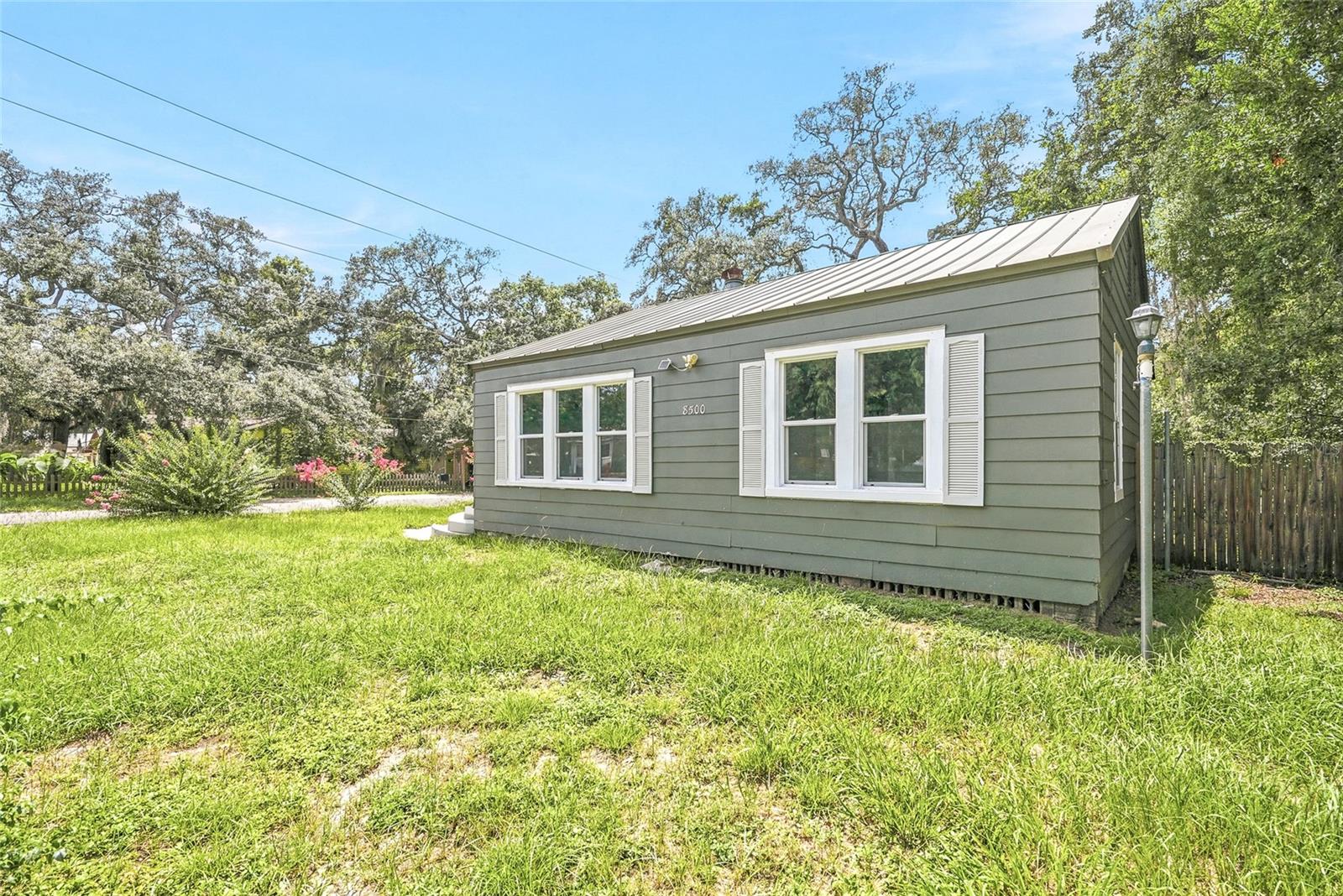 8500 N Boulevard, Tampa, FL 33604
