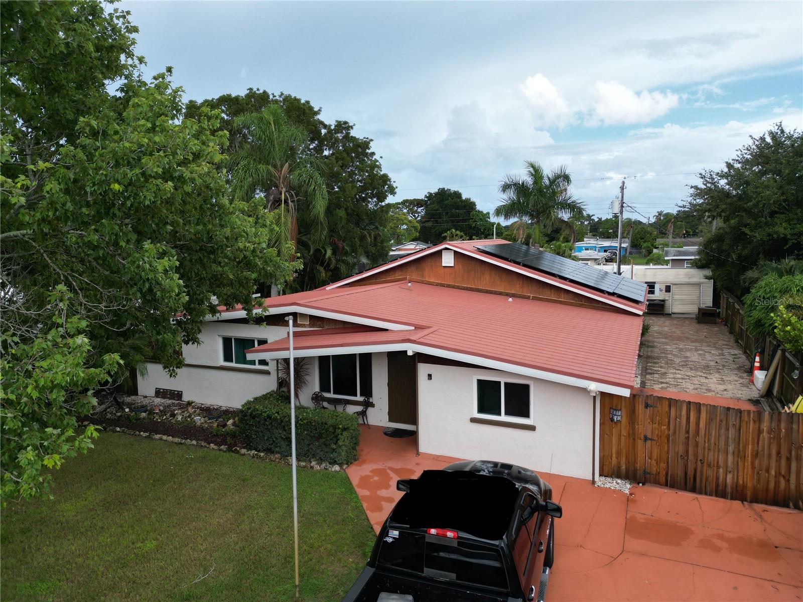 311 62nd St W, Bradenton, FL 34209